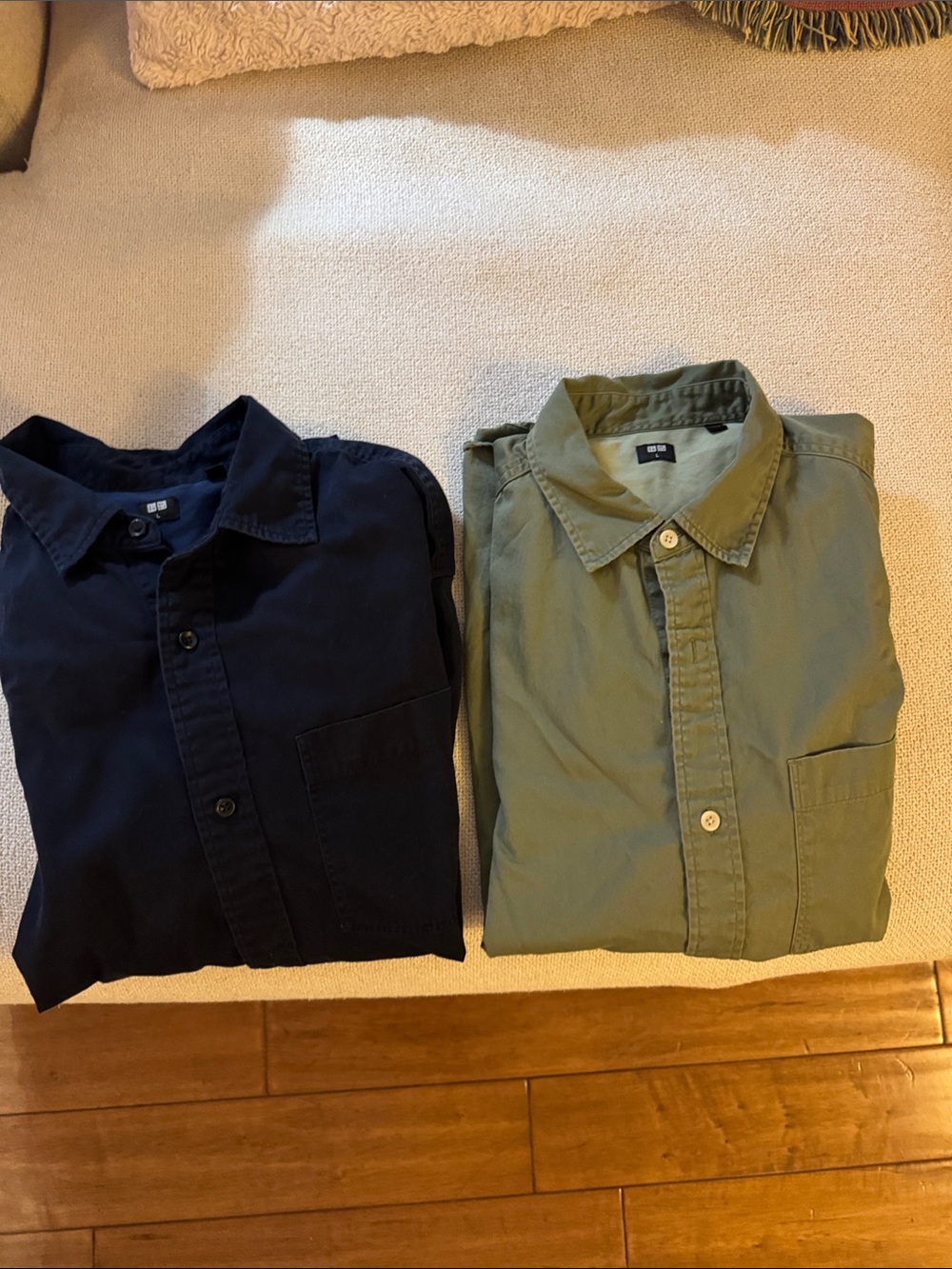 Uniqlo- pair of Two Casual Button-Up Shirts - Navy & Olive size large